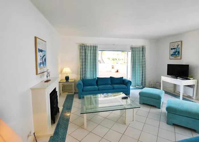 Prainha Lounge * 阿尔沃尔