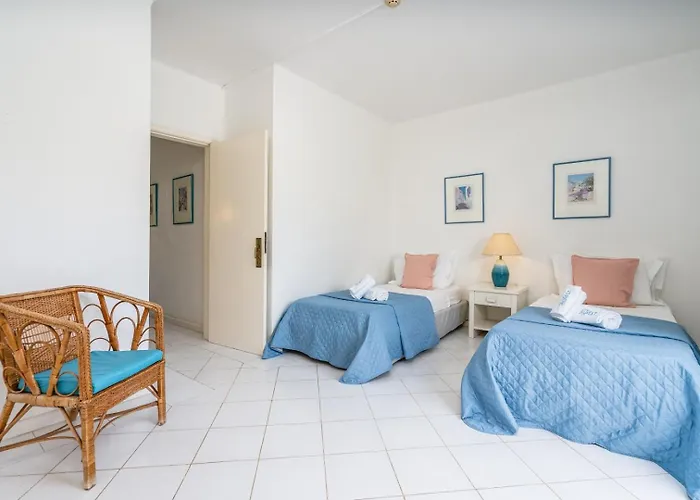 公寓 Prainha Lounge *