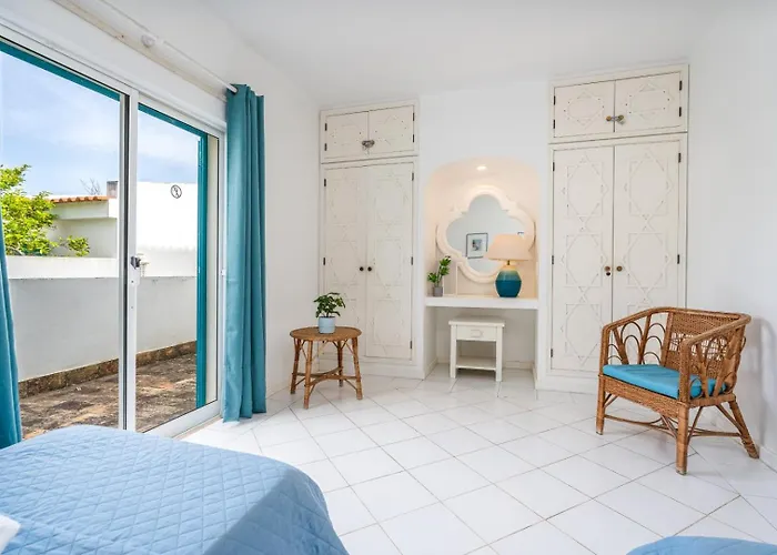 Prainha Lounge 阿尔沃尔